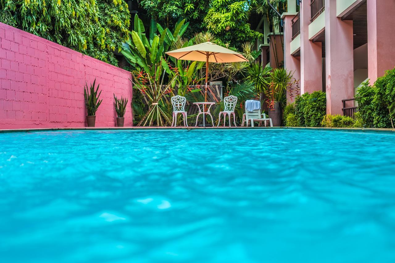 First Resort Albergo Patong Exterior photo
